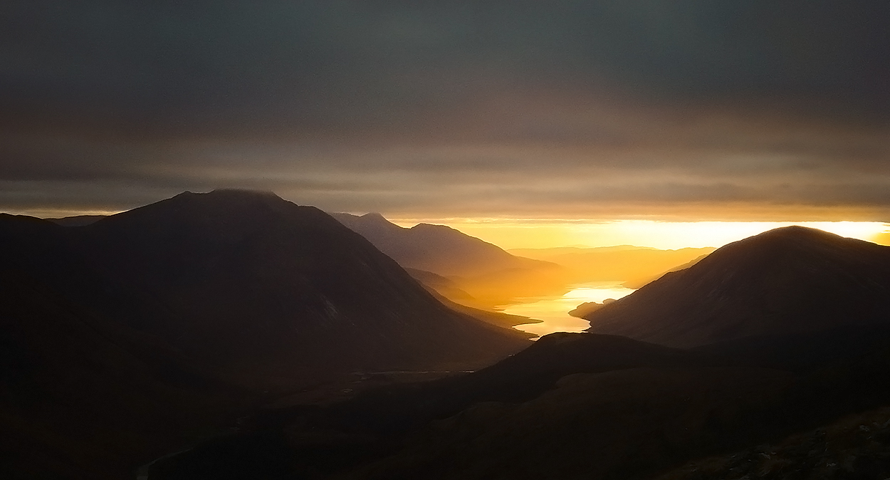695. Loch Etive from Stob coire Sgreamhach